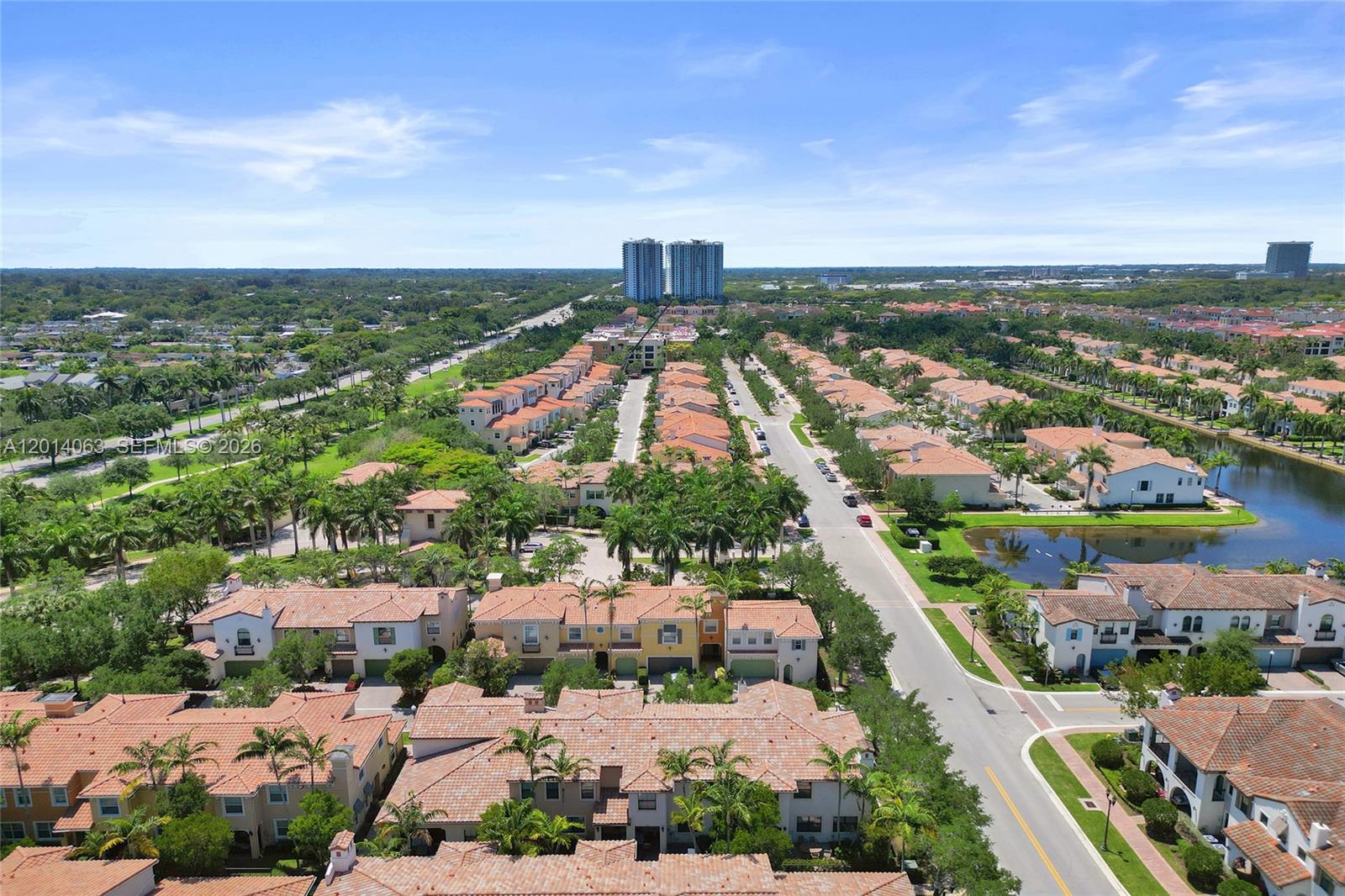 SAWGRASS LAKES - Residential Lease
