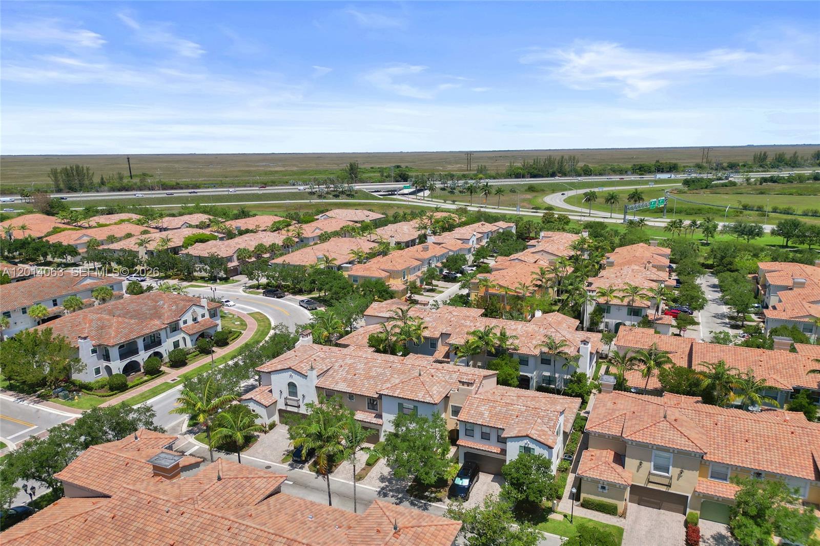 SAWGRASS LAKES - Residential Lease