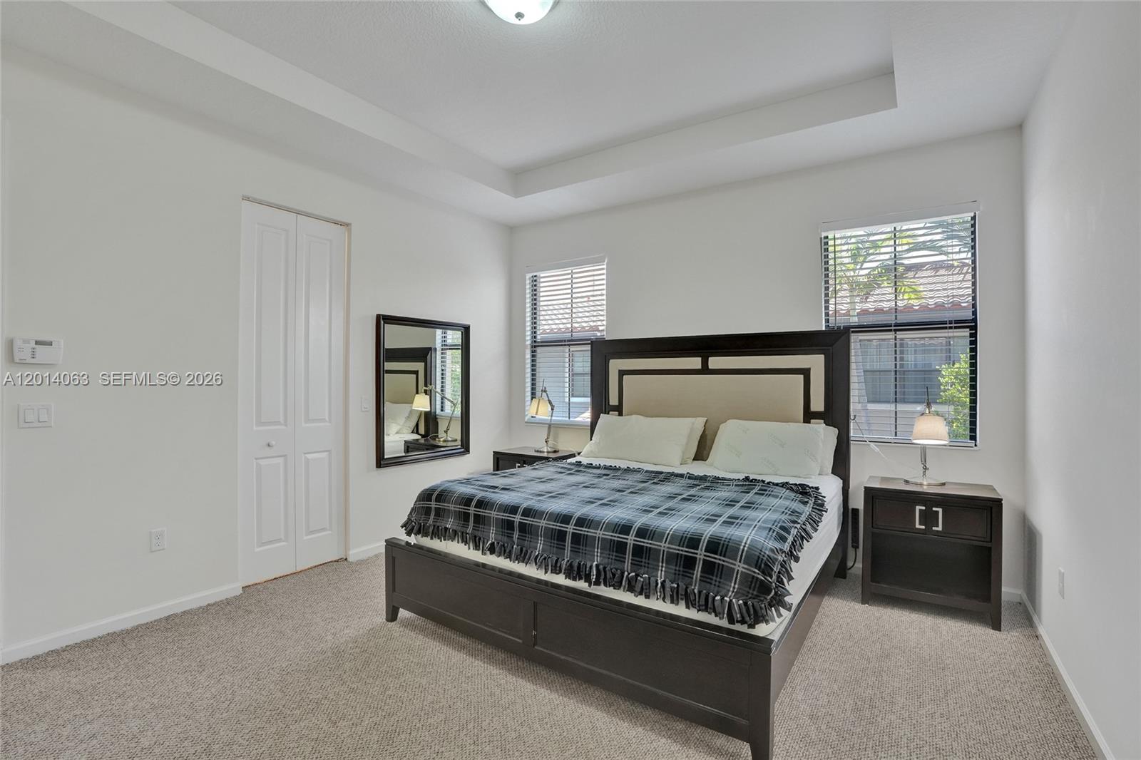 SAWGRASS LAKES - Residential Lease