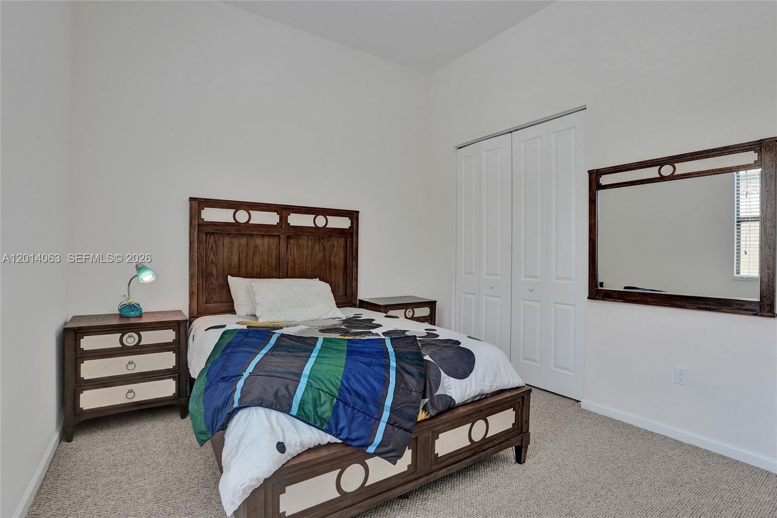 SAWGRASS LAKES - Residential Lease