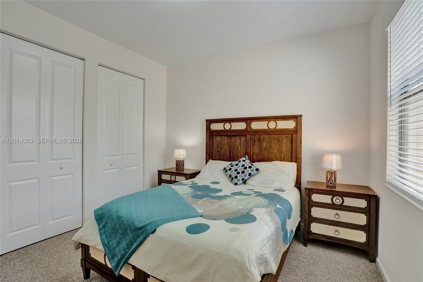 SAWGRASS LAKES - Residential Lease