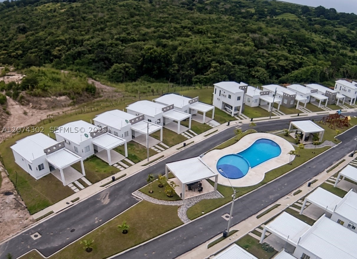 View photos, virtual tours, details... 0 San Carlos B47