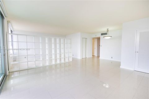 Photo of 1000 West Ave #430, Miami Beach, FL 33139 (MLS # A11870283)