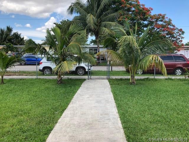 TROPICAL ESTATES - Residential