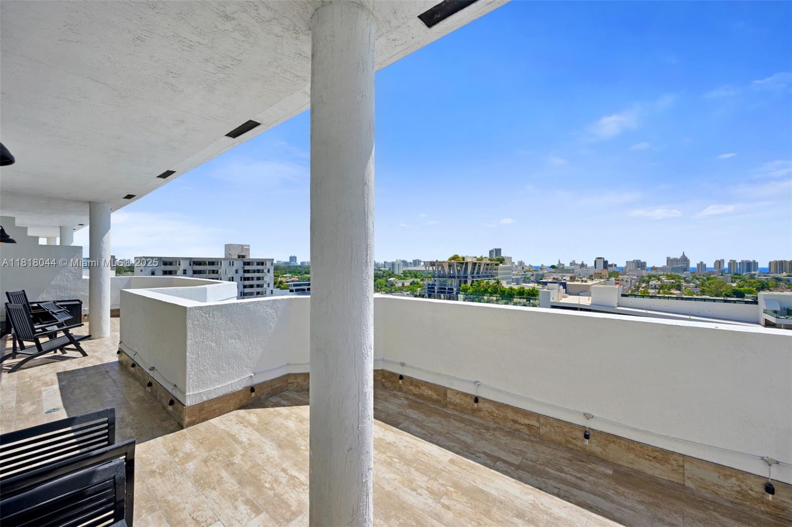 BAYVIEW PLAZA CONDO - Residential