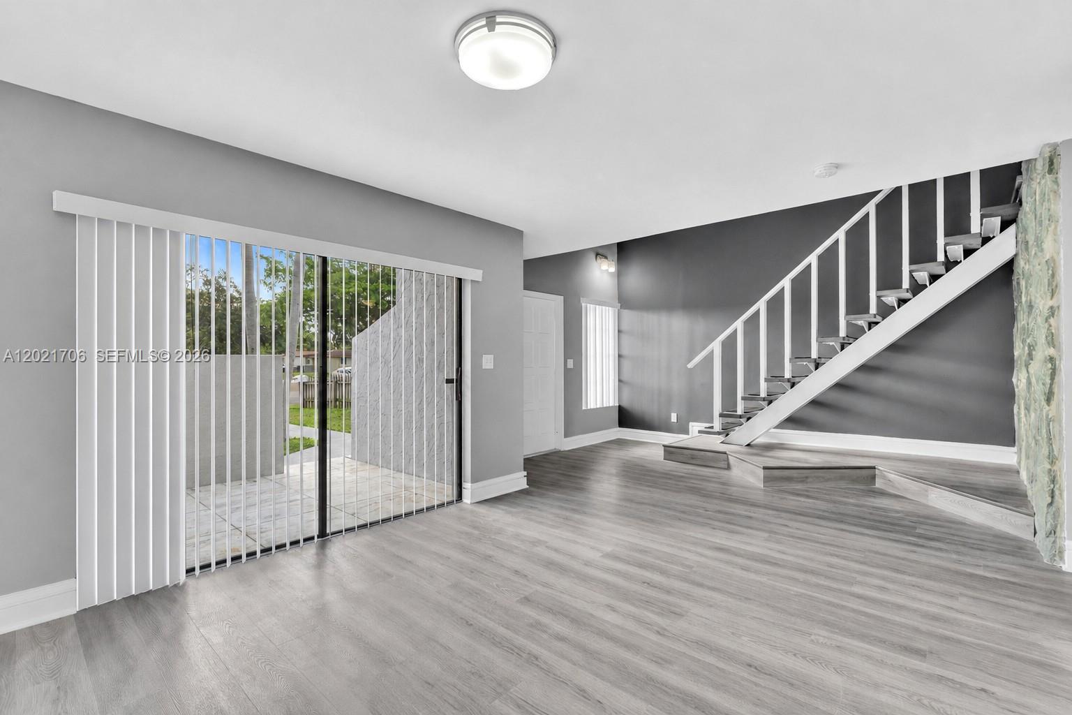 SINGLE FAMILY - Residential