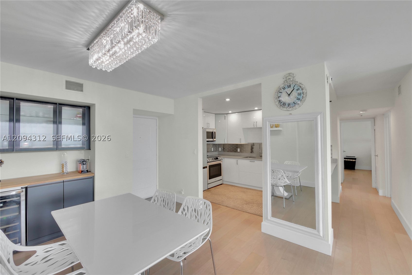 100 Bayview Dr 1008