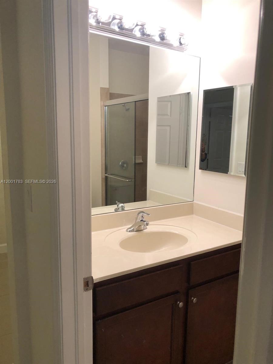 VENETIAN PARC WEST - Residential