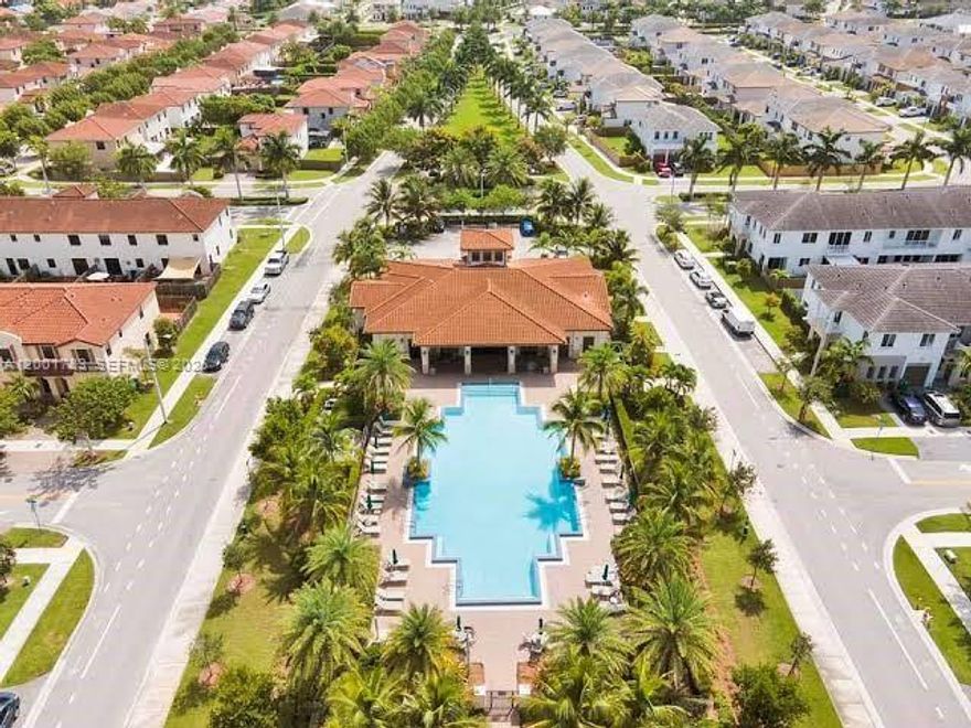 Immerse yourself in the irresistible charm of this Mediterranean-style home in Kendall—a true gem that inspires dreams from the very first moment. Featuring four spacious bedrooms and three bathrooms, this single-story residence blends elegance with warmth, bathed in the natural light of the South. Imagine spending unforgettable afternoons in its enchanting patio—a serene setting that captures your heart at first sight. It is perfect for families seeking a home with character, as well as for investors looking for unique potential. This is not just a house; it is the beginning of a story you’ll want to live. Don't miss the chance to see it—come and let yourself be captivated!