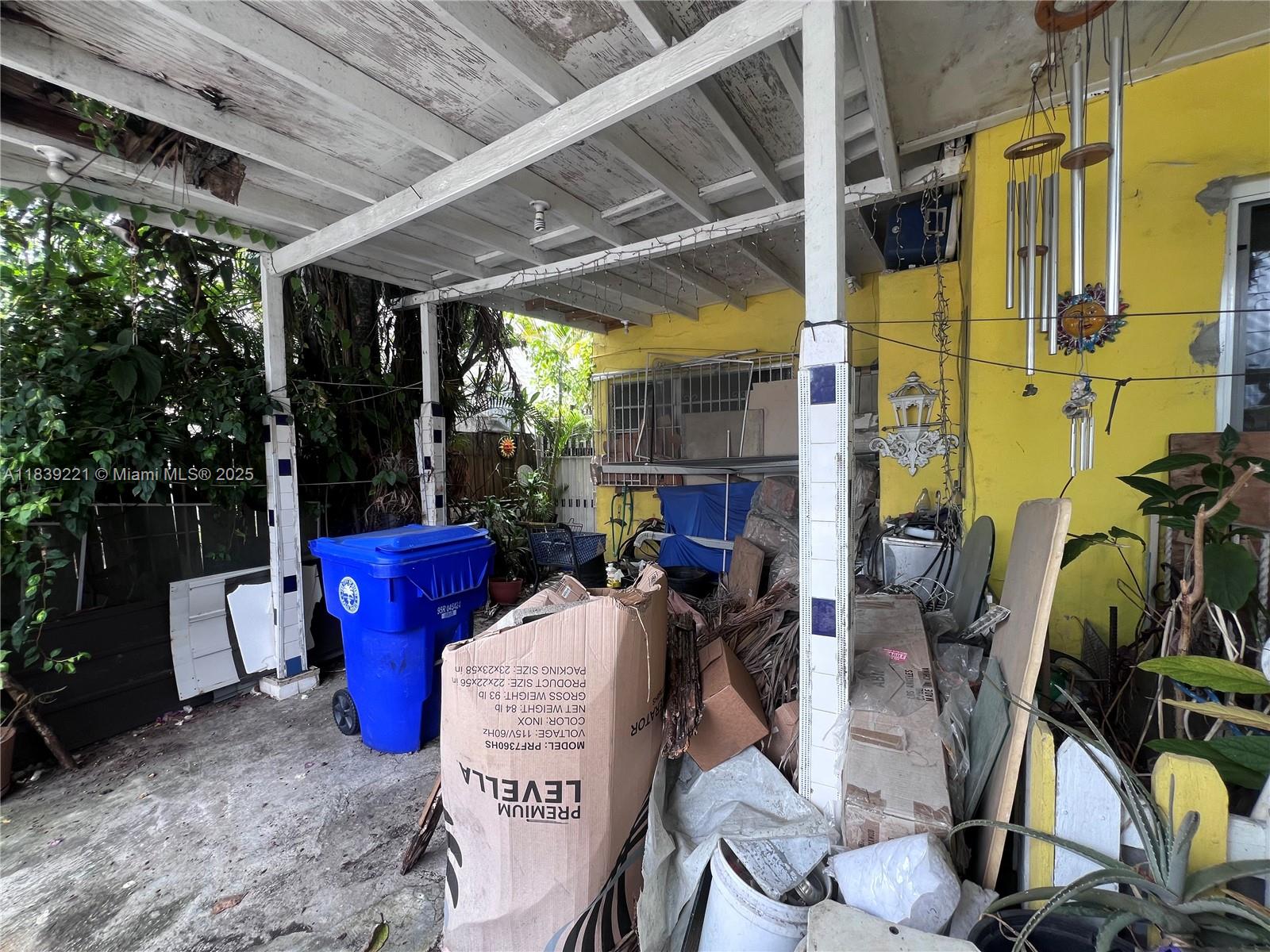 1772 NW 19th St