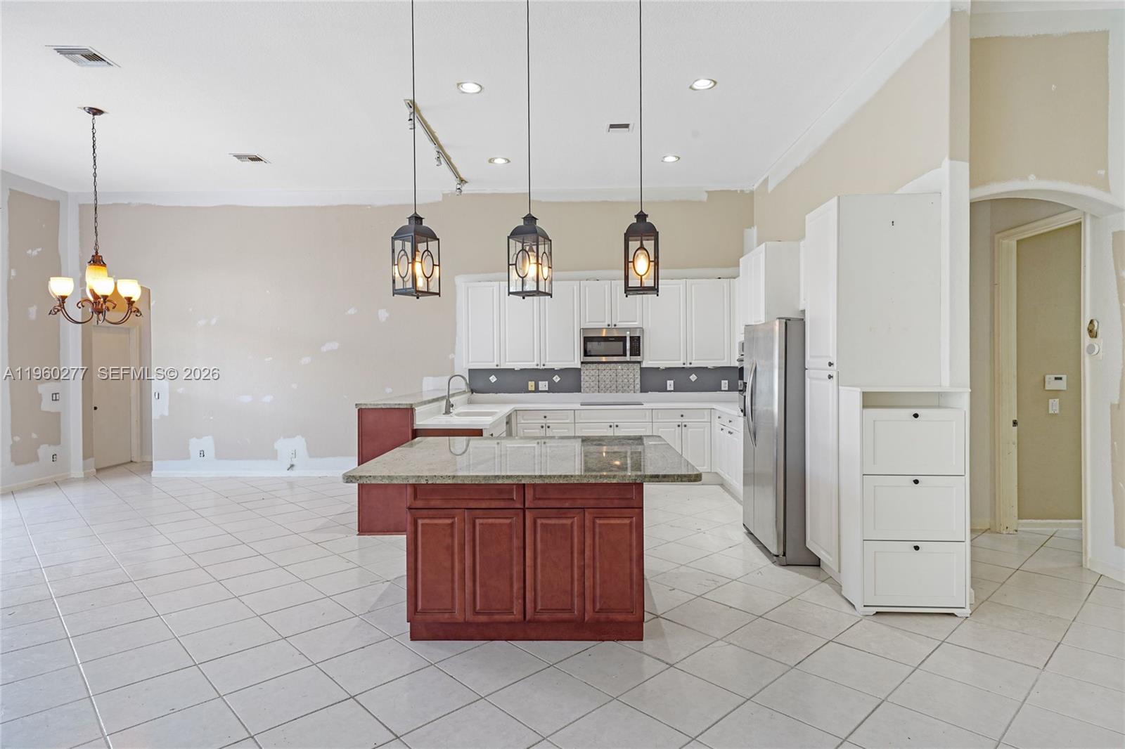 PASADENA AT PEMBROKE SHOR - Residential