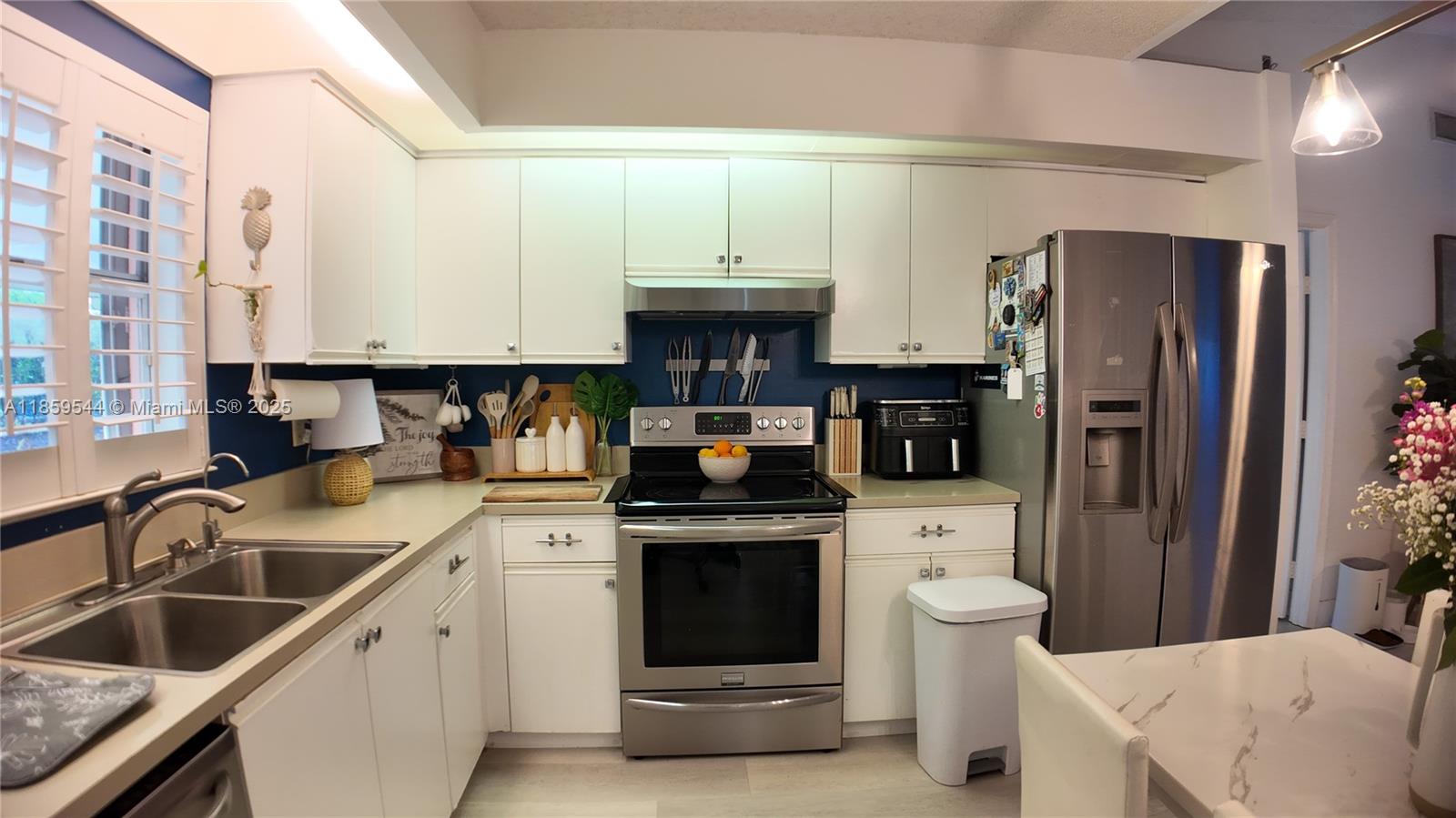 KEYS-GATE NO 2 - Residential