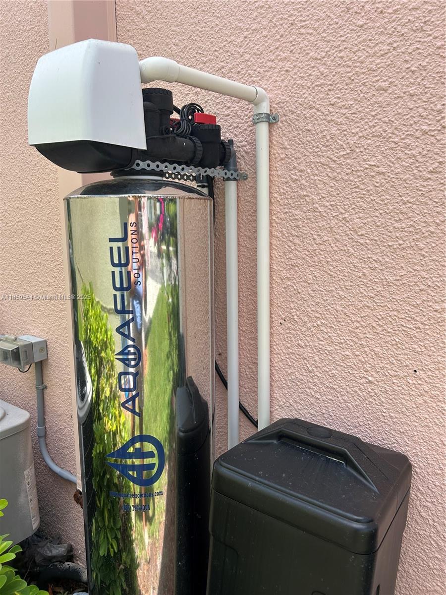 KEYS-GATE NO 2 - Residential