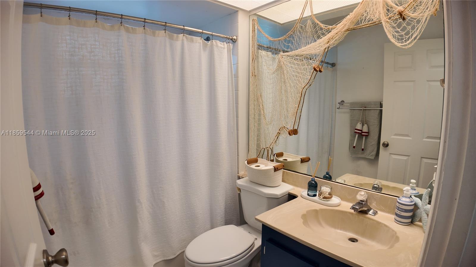 KEYS-GATE NO 2 - Residential