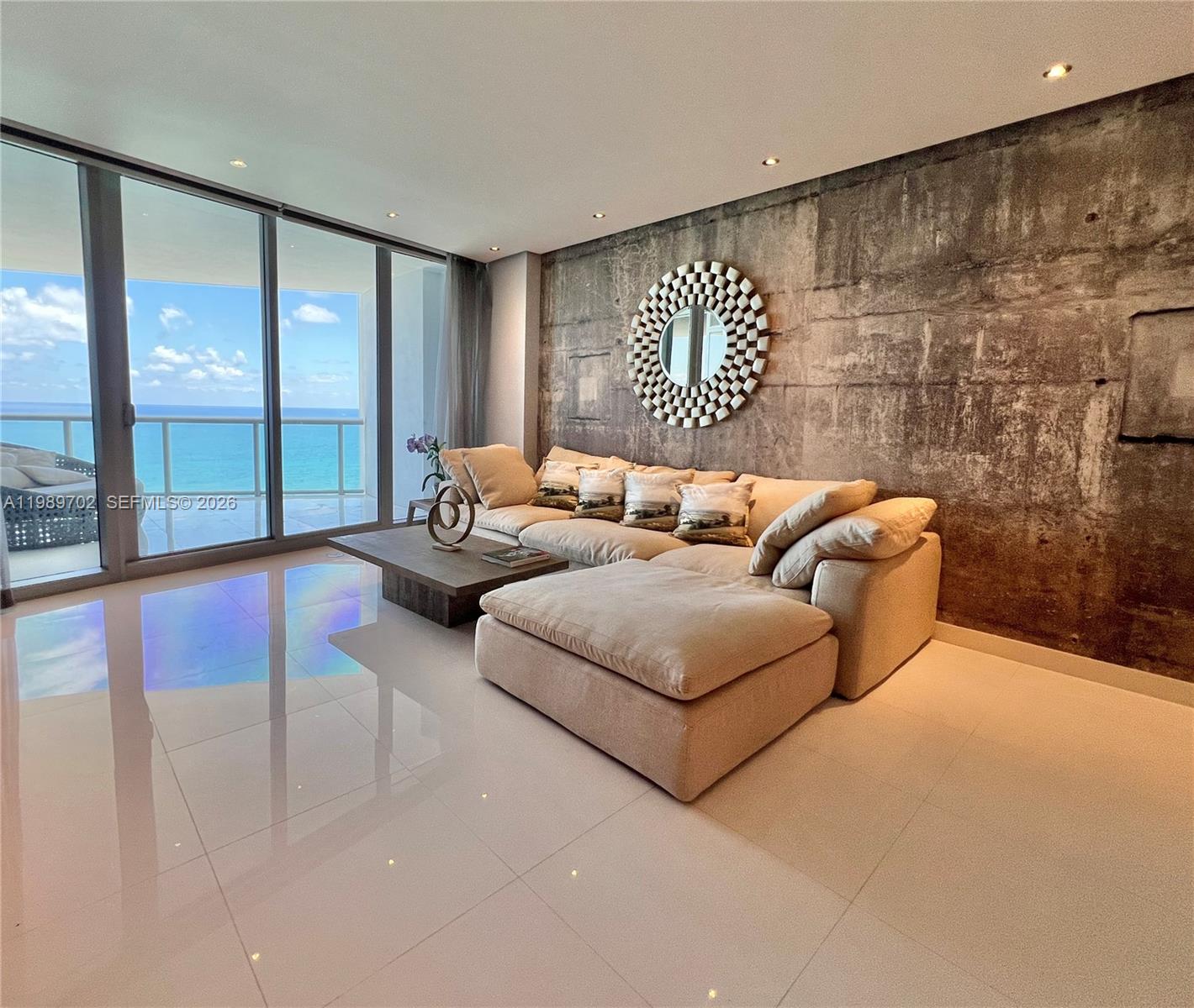 17121 Collins Ave 1905