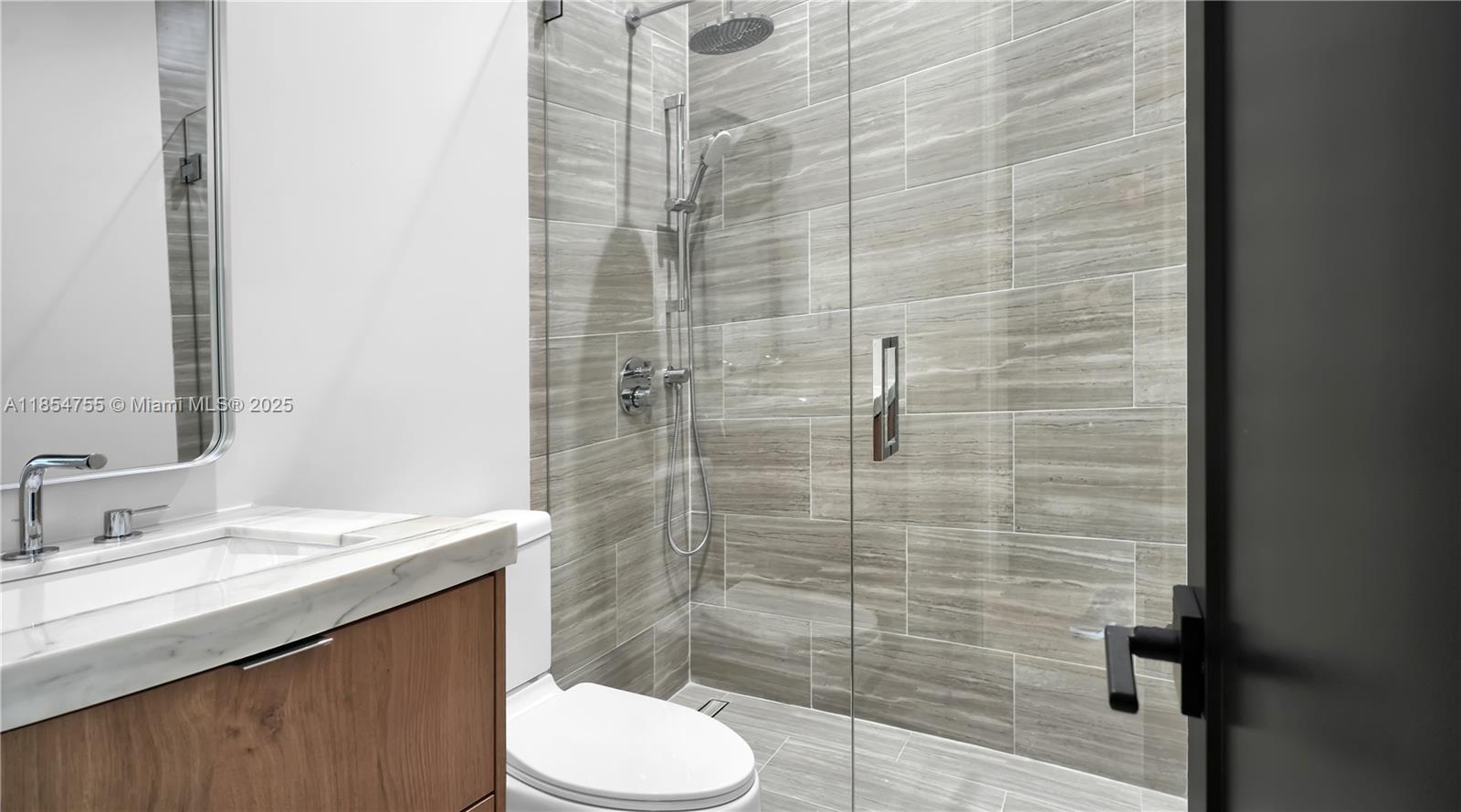 PINEWOOD ESTATES FIRST AD - Residential Lease