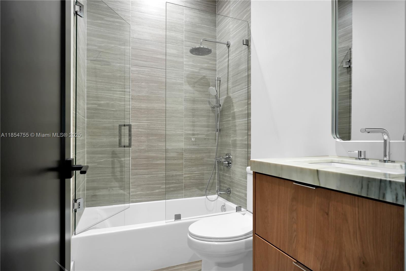 PINEWOOD ESTATES FIRST AD - Residential Lease