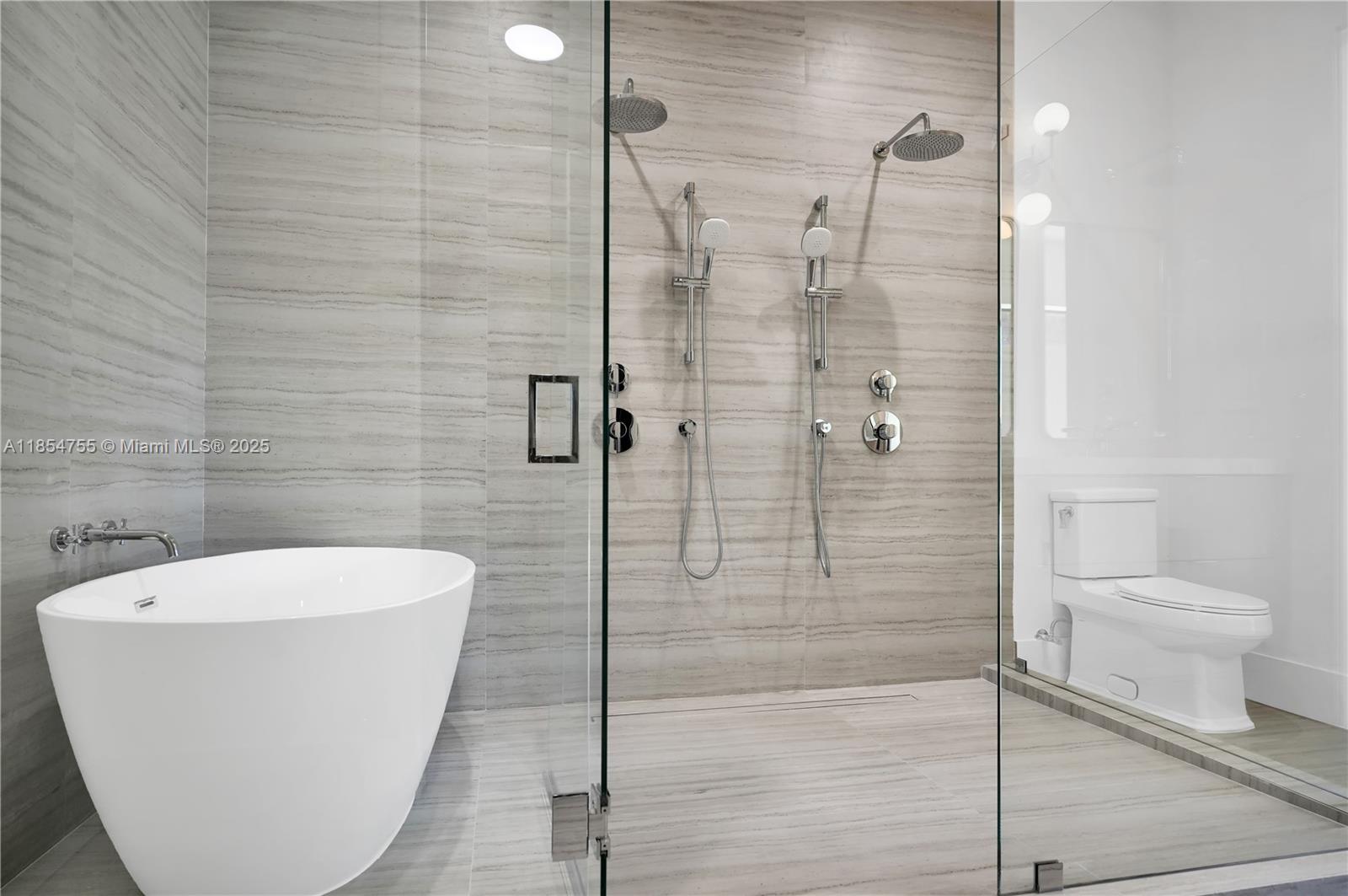 PINEWOOD ESTATES FIRST AD - Residential Lease