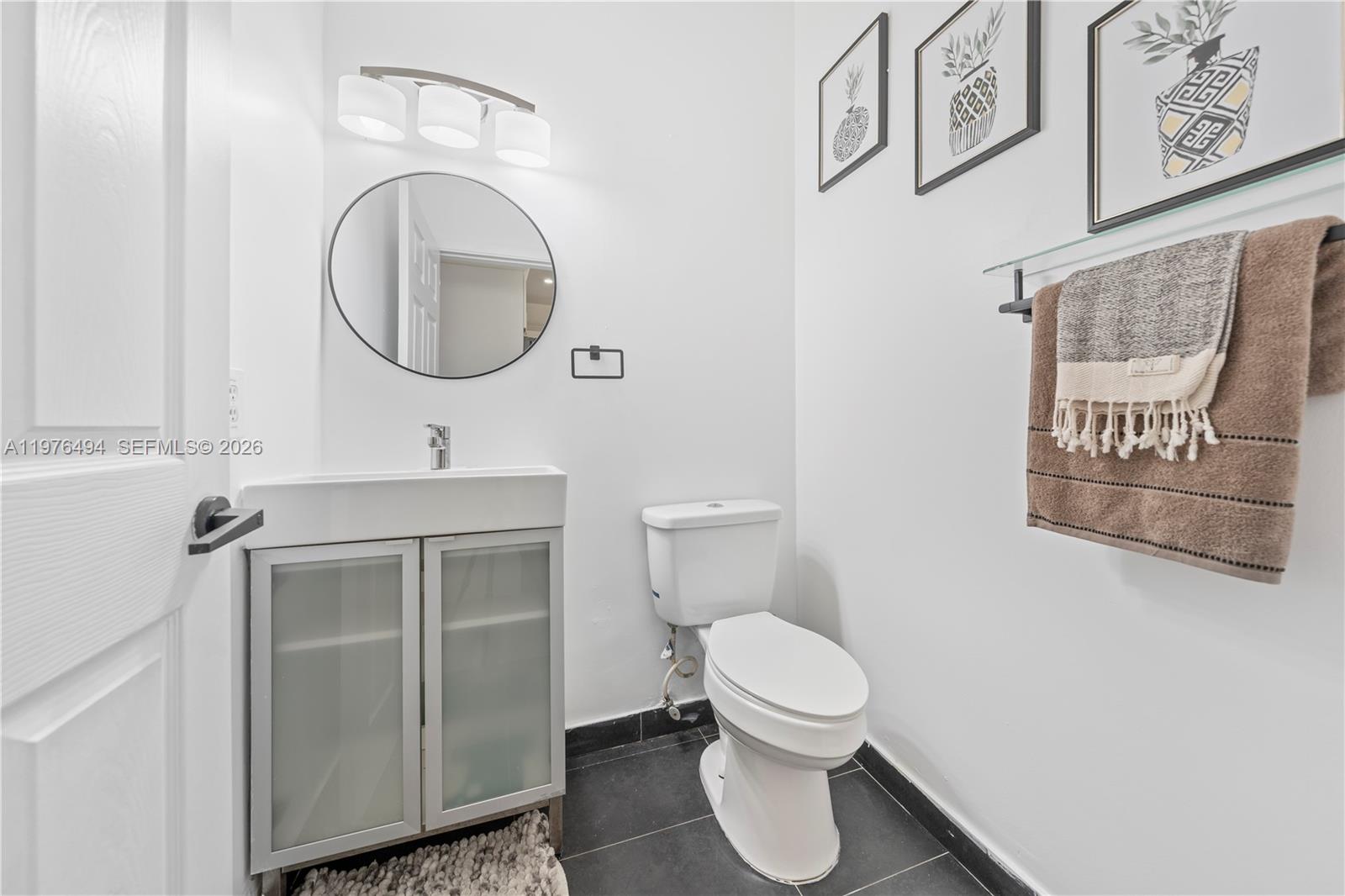 TOWNGATE - Residential Lease