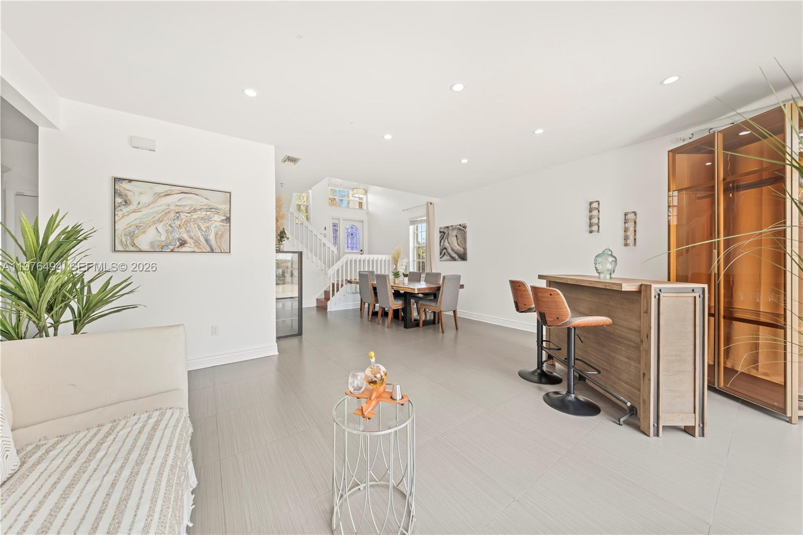 TOWNGATE - Residential Lease