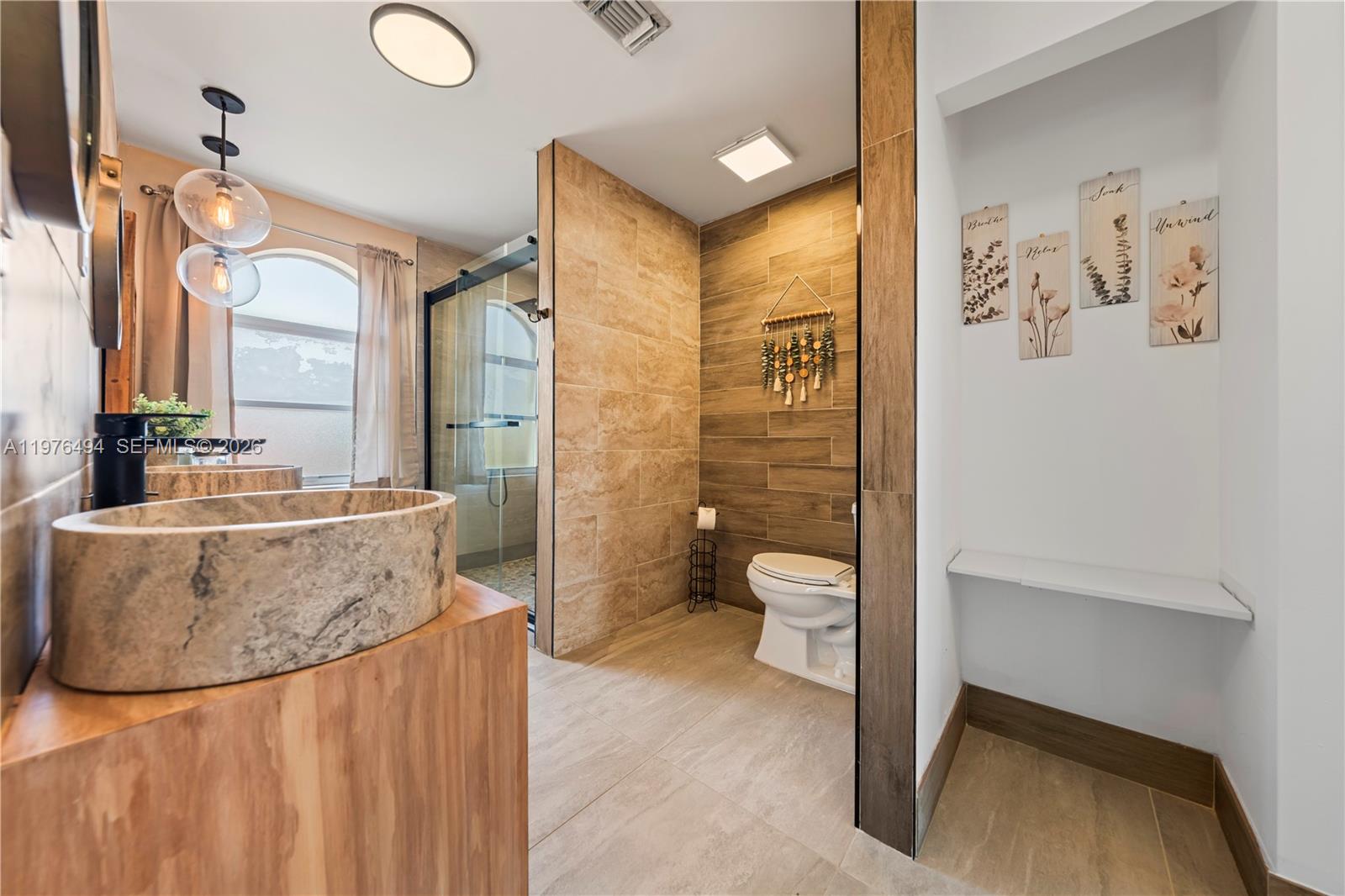 TOWNGATE - Residential Lease