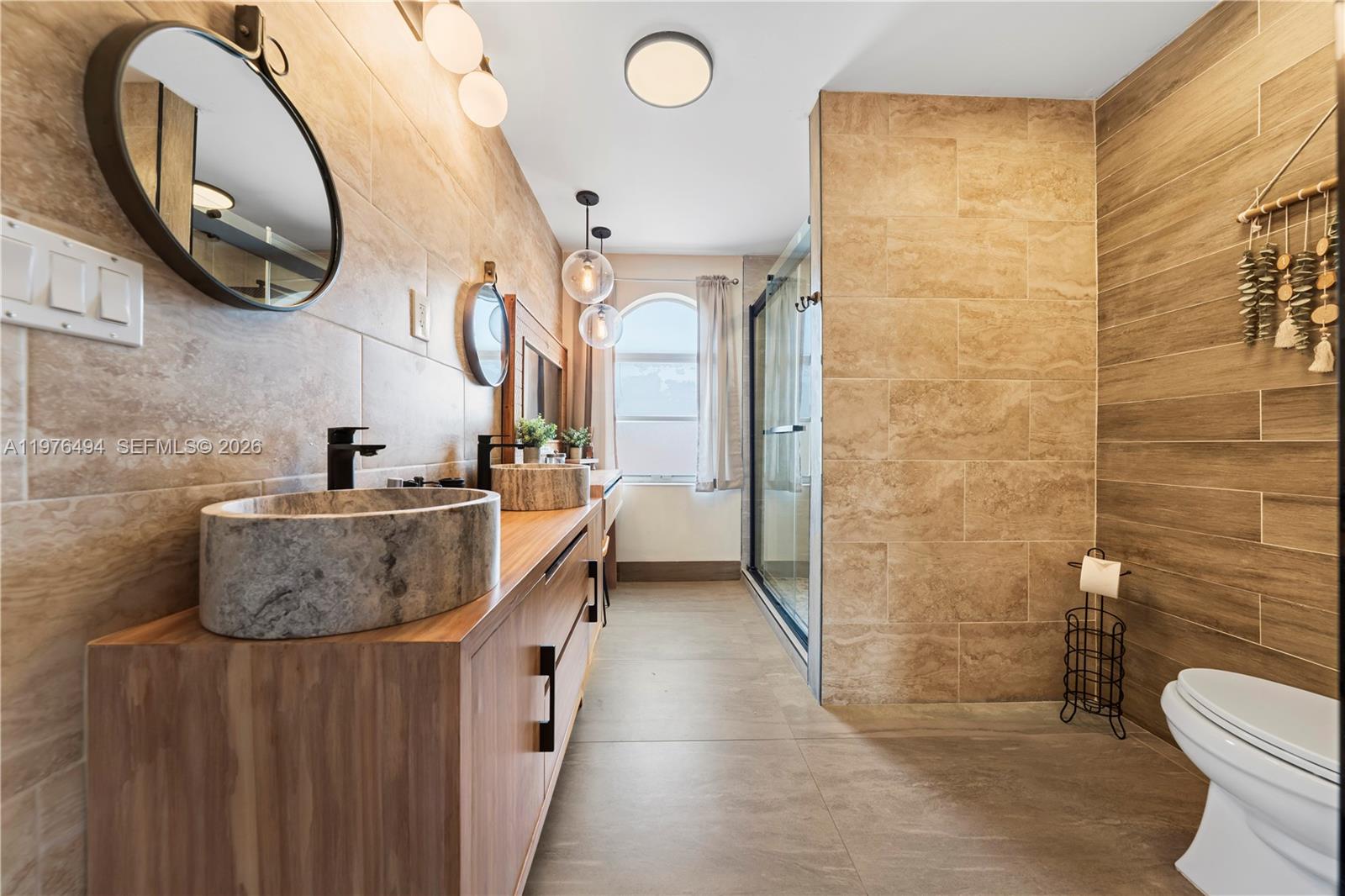 TOWNGATE - Residential Lease