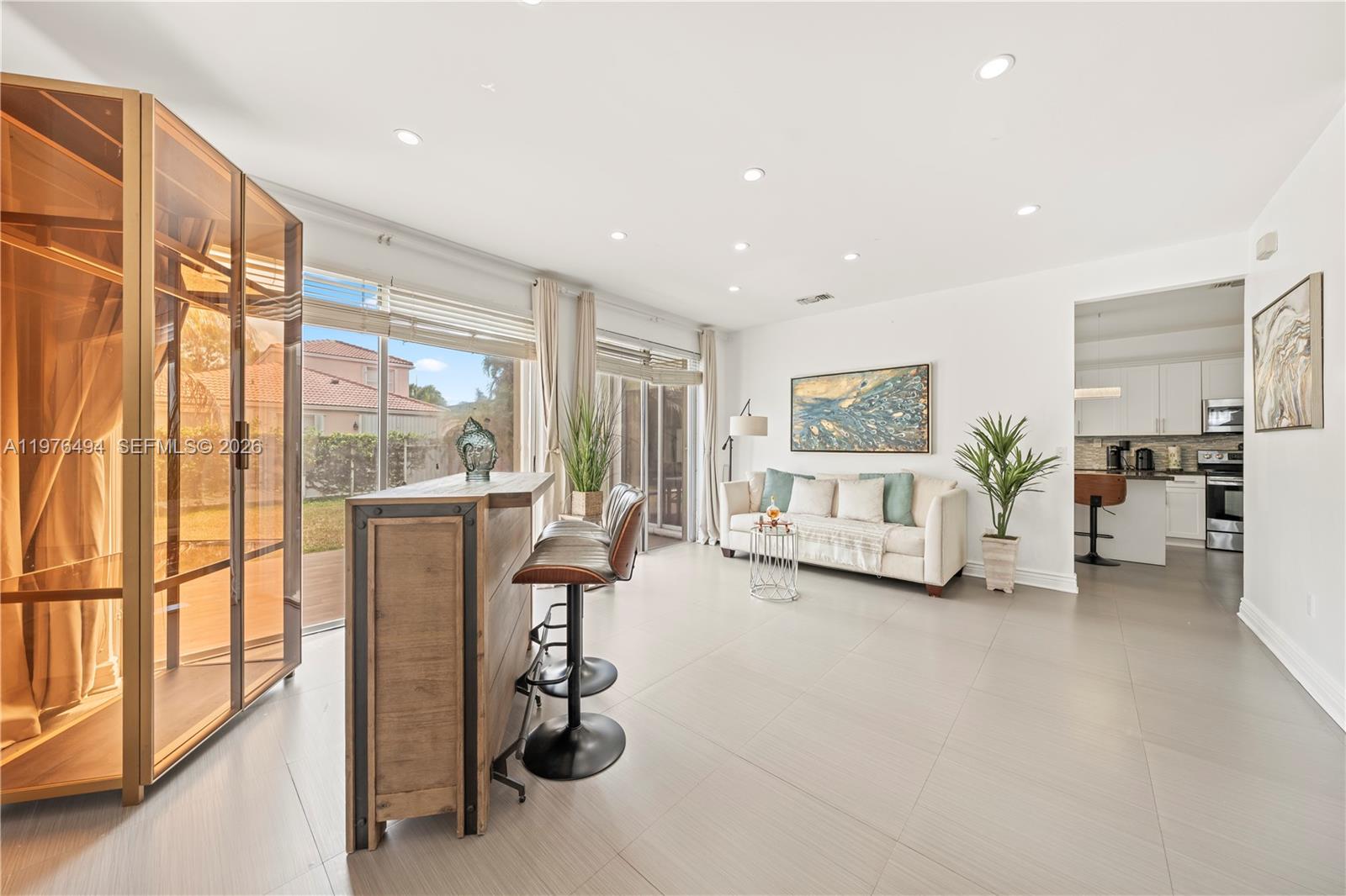 TOWNGATE - Residential Lease