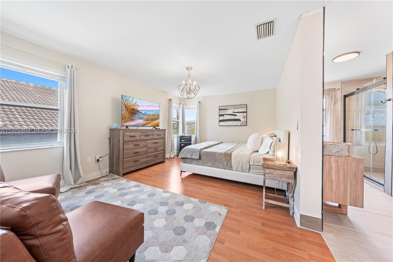 TOWNGATE - Residential Lease