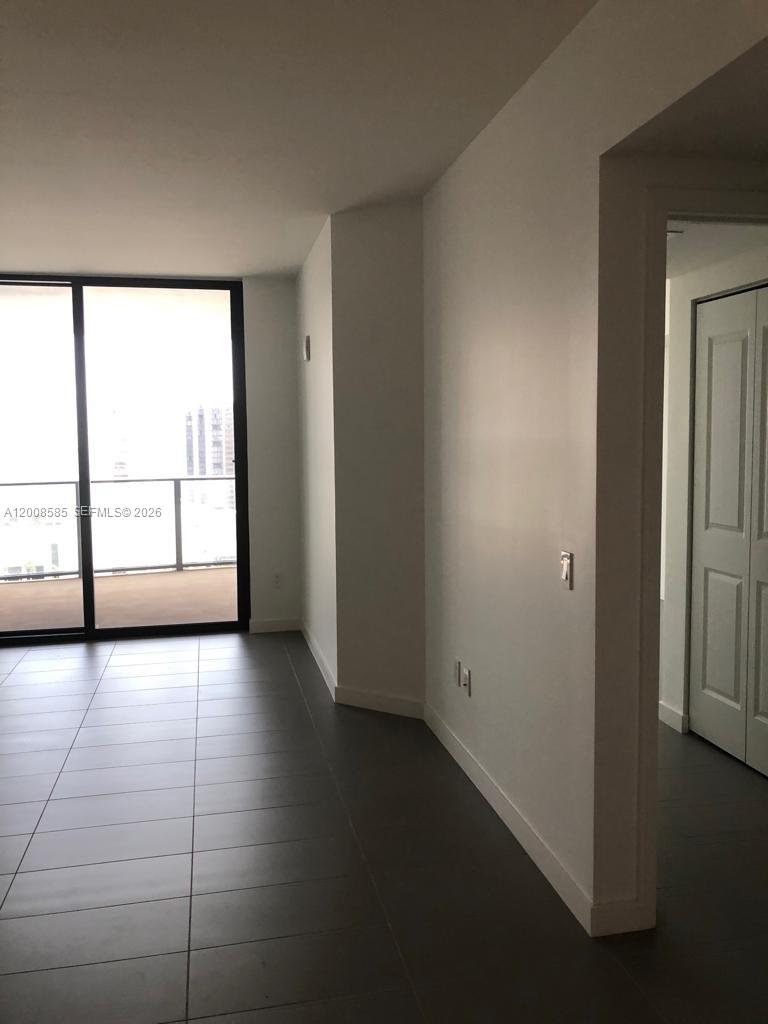 CANVAS CONDO - Residential