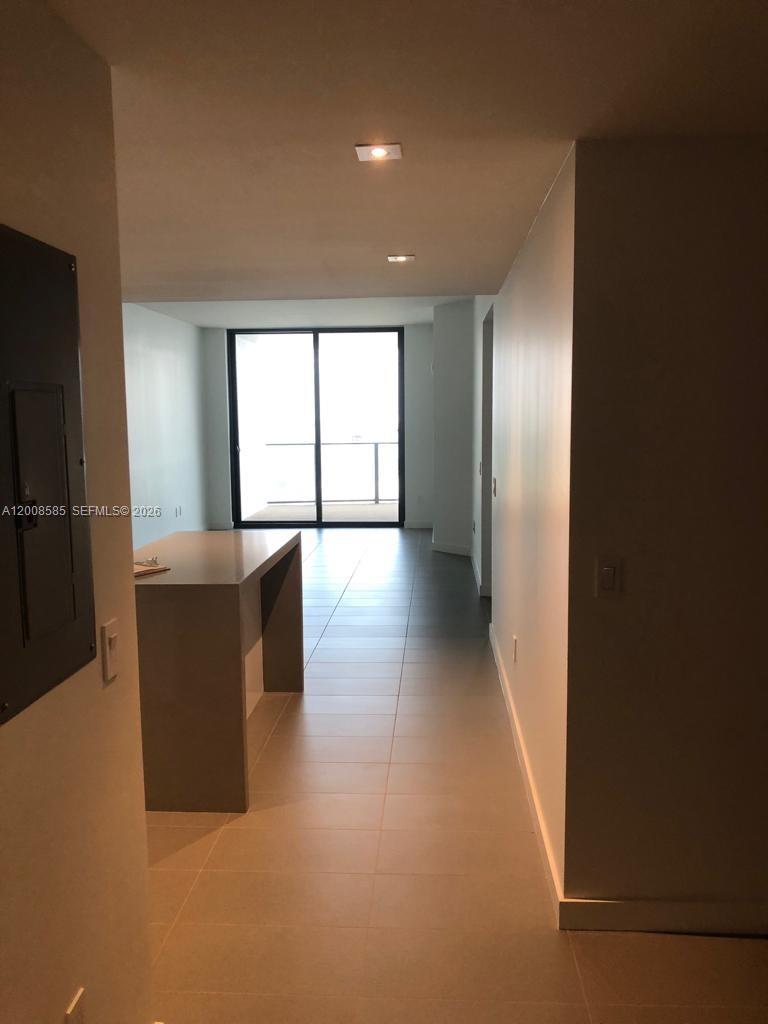 CANVAS CONDO - Residential
