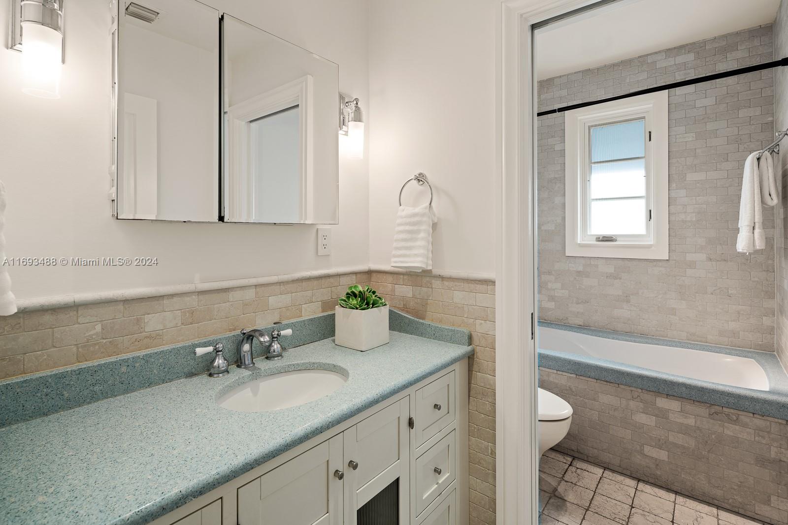 CORAL GABLES SEC B - Residential