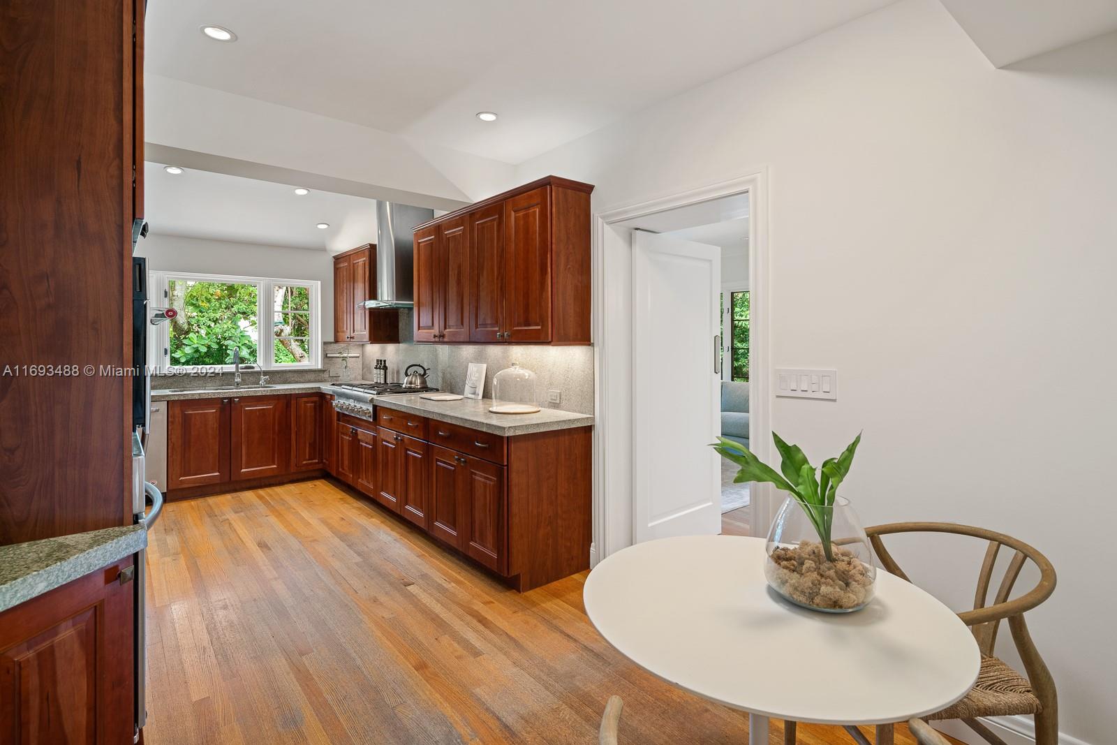 CORAL GABLES SEC B - Residential