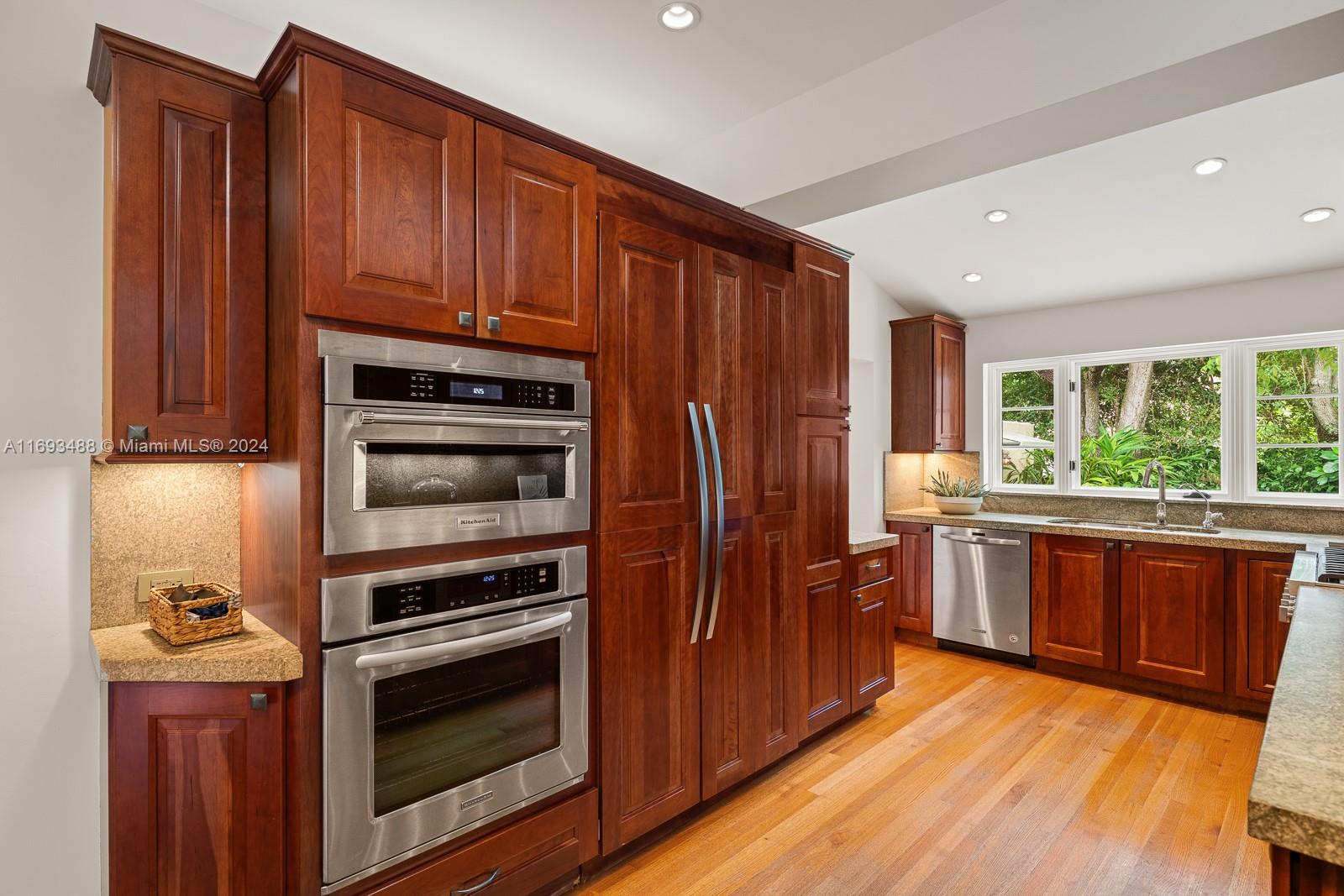 CORAL GABLES SEC B - Residential