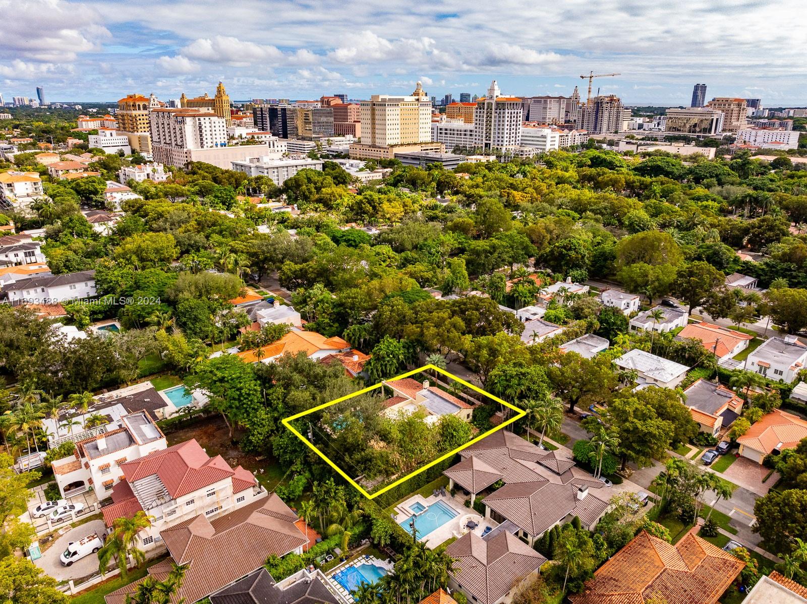 CORAL GABLES SEC B - Residential