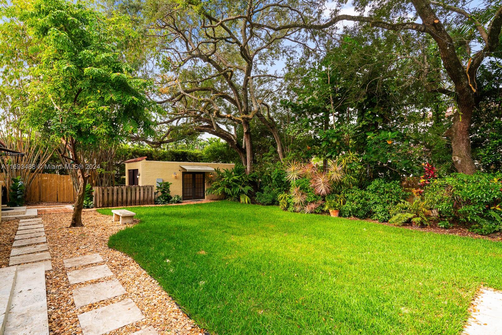 CORAL GABLES SEC B - Residential