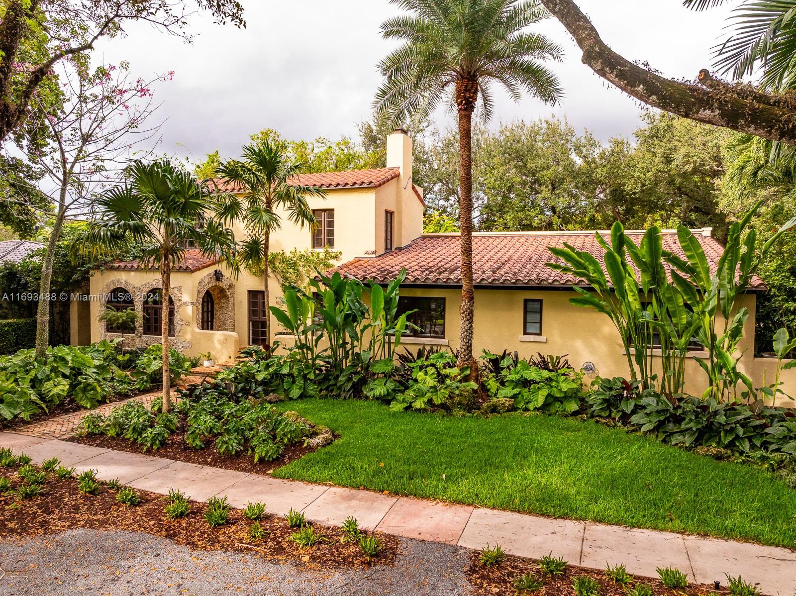 CORAL GABLES SEC B - Residential