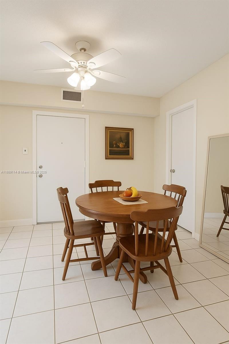 SUNSET VILLAS NO 3 CONDO- - Residential