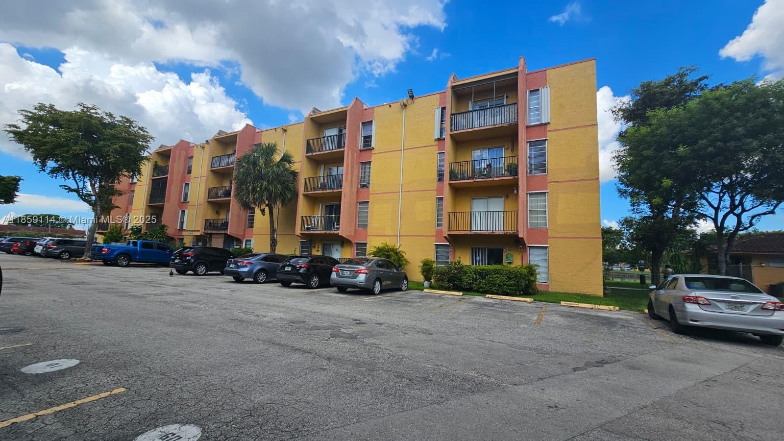 4709 NW 7th St 105-9