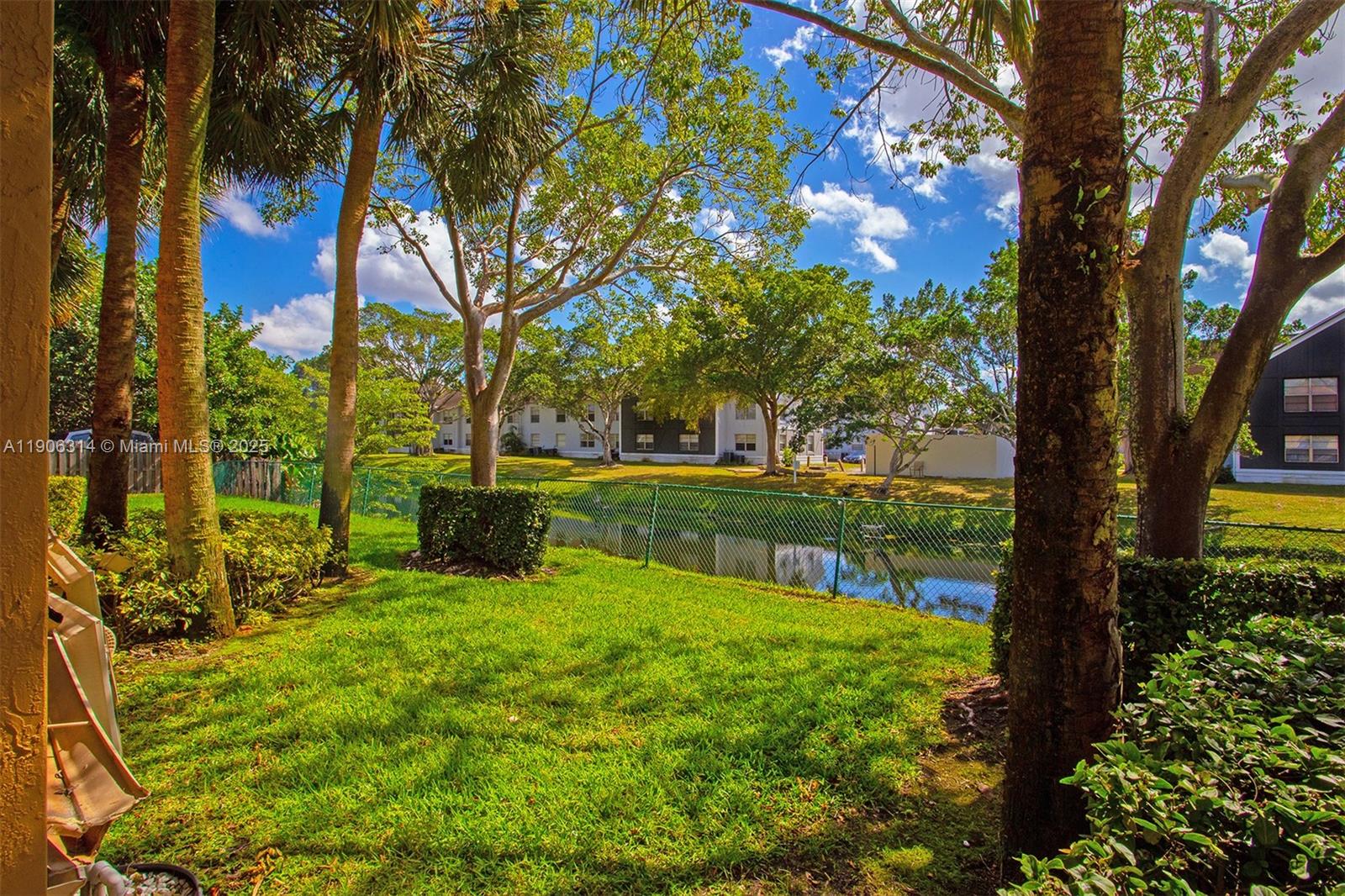 COVE AT FRENCH VILLAS - Residential