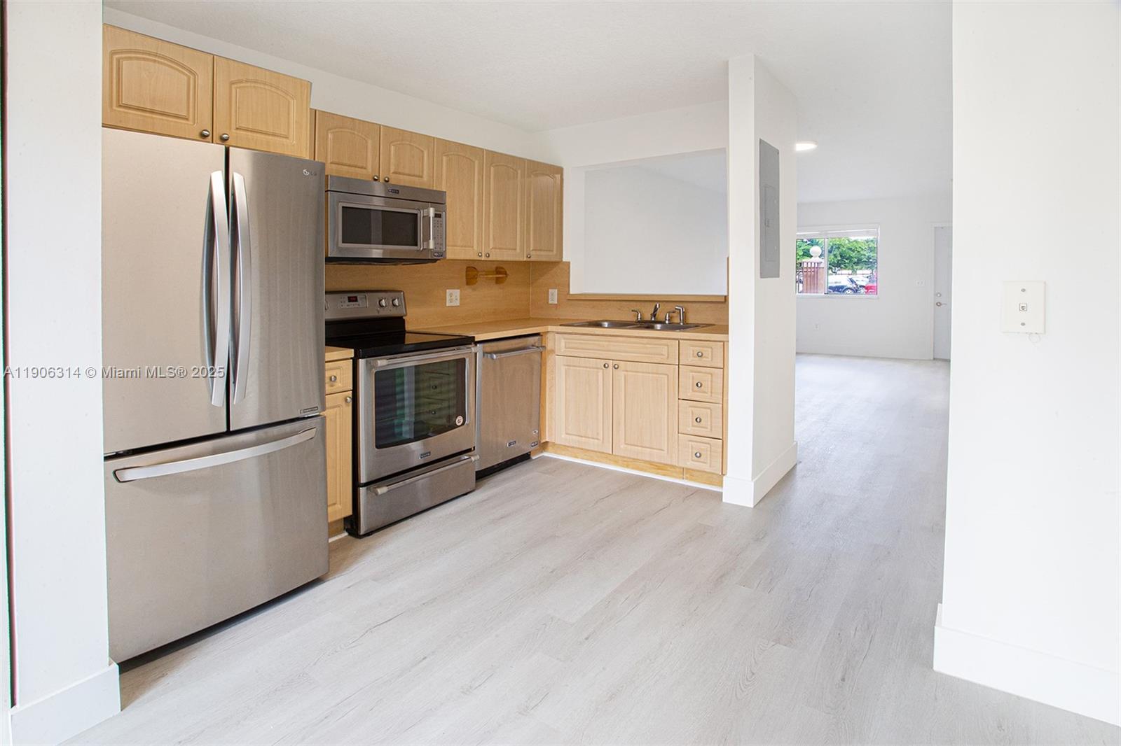 COVE AT FRENCH VILLAS - Residential