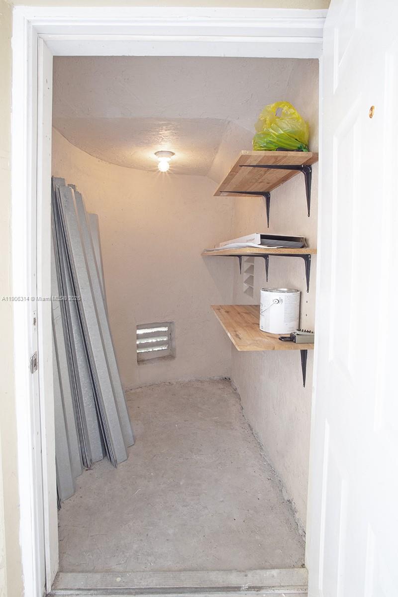 View photos, virtual tours, details... 7830 NW 6th St 102