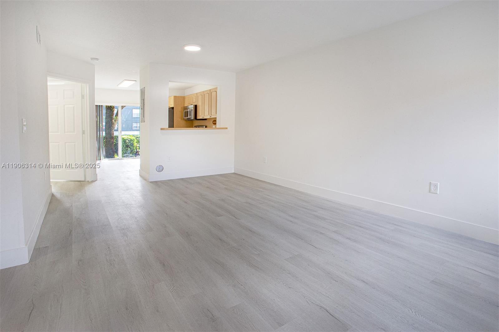 COVE AT FRENCH VILLAS - Residential