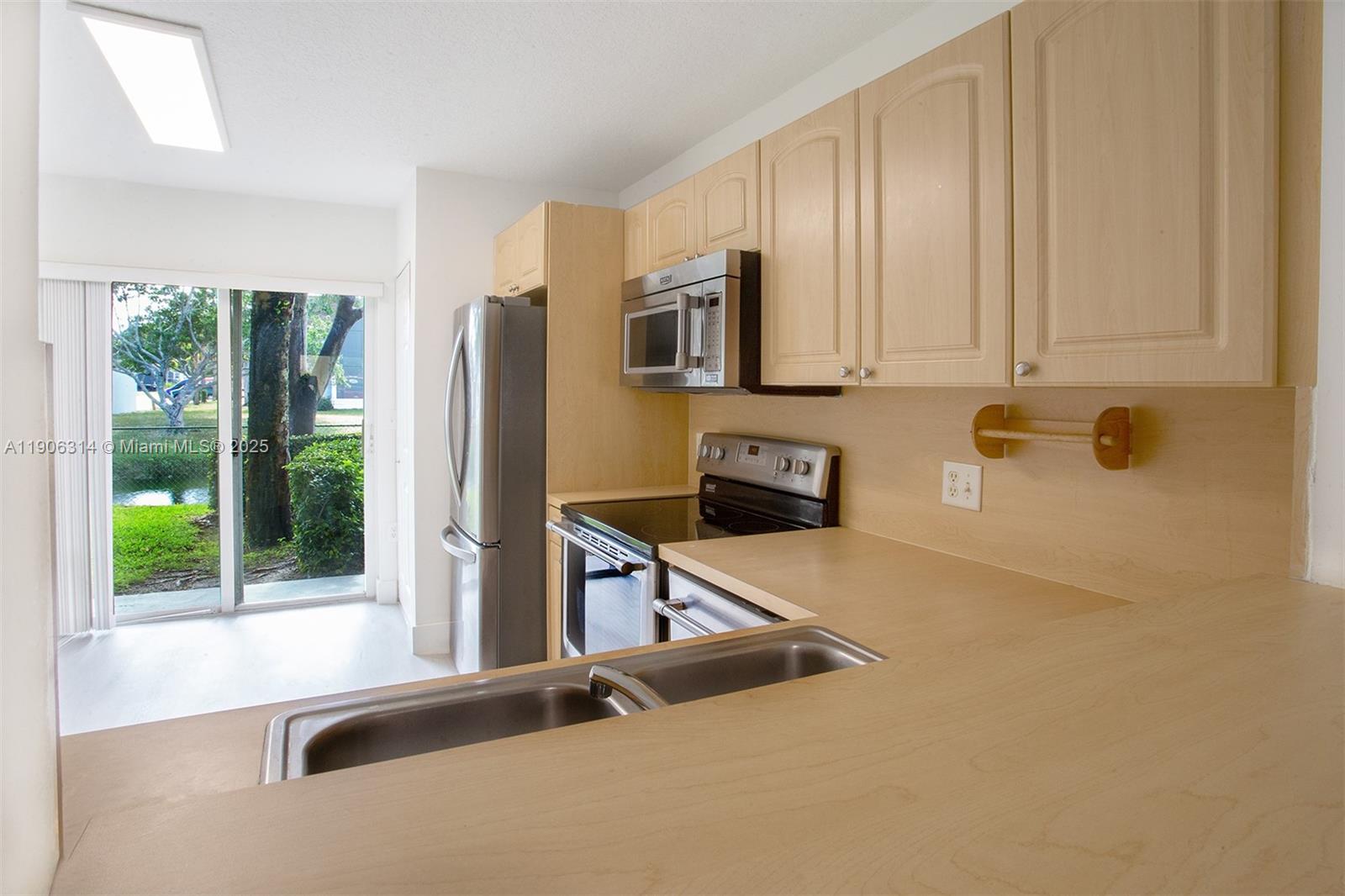 COVE AT FRENCH VILLAS - Residential