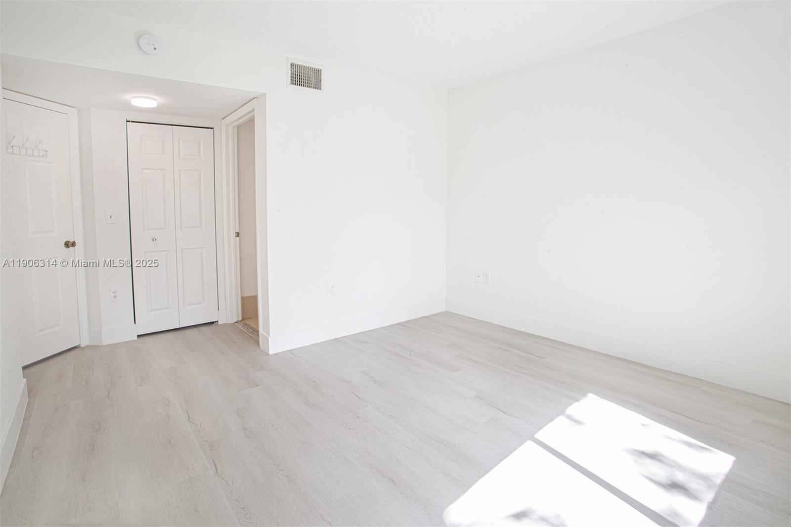 COVE AT FRENCH VILLAS - Residential