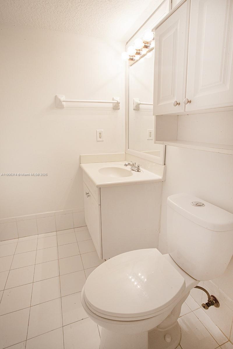 COVE AT FRENCH VILLAS - Residential