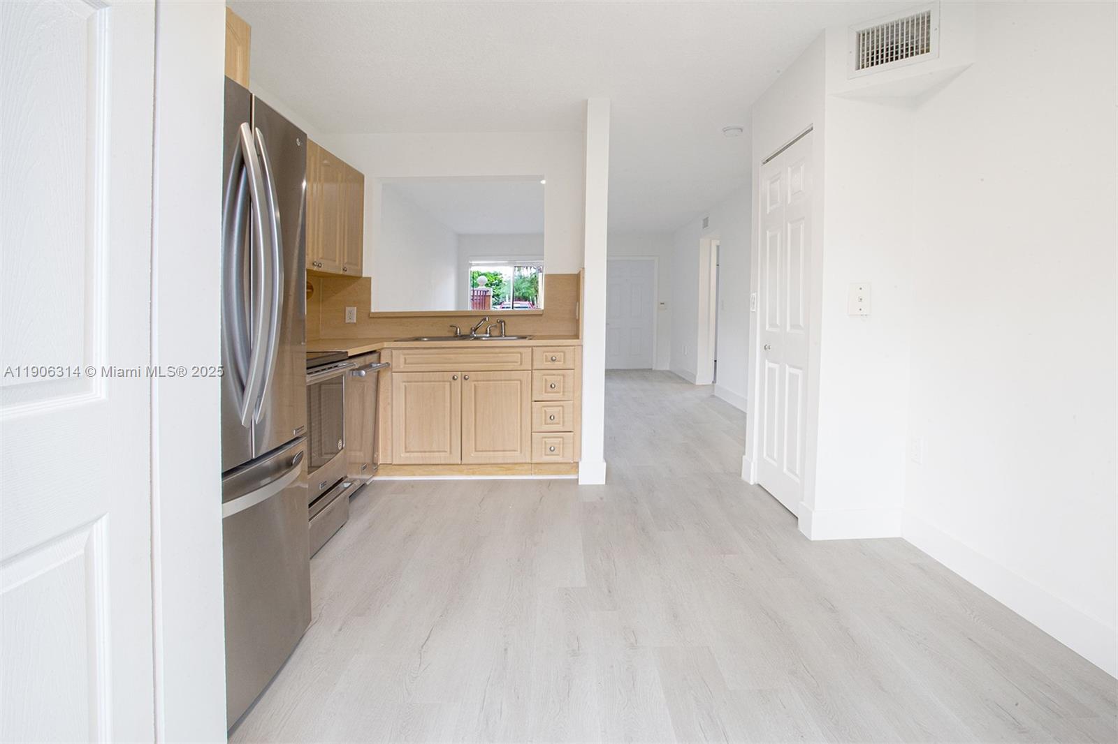 COVE AT FRENCH VILLAS - Residential