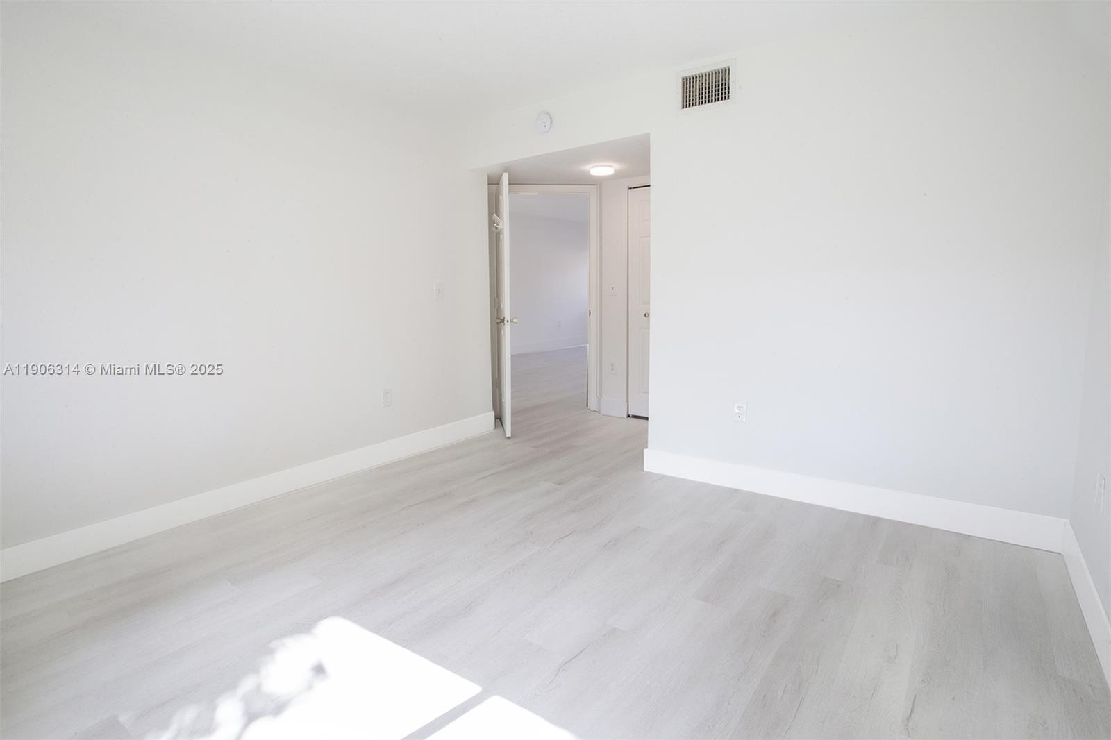 COVE AT FRENCH VILLAS - Residential