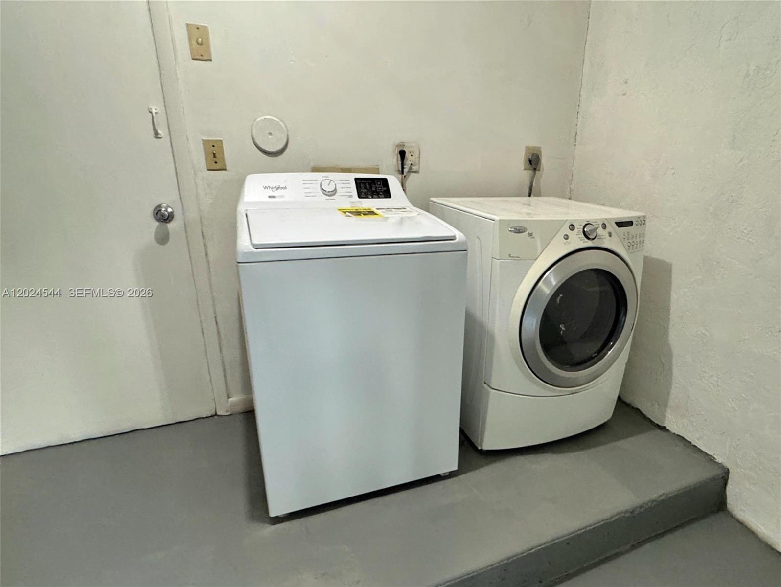 WEST DEERFIELD BEACH - Residential Lease