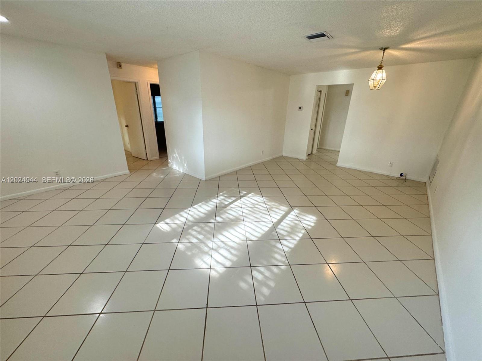 WEST DEERFIELD BEACH - Residential Lease