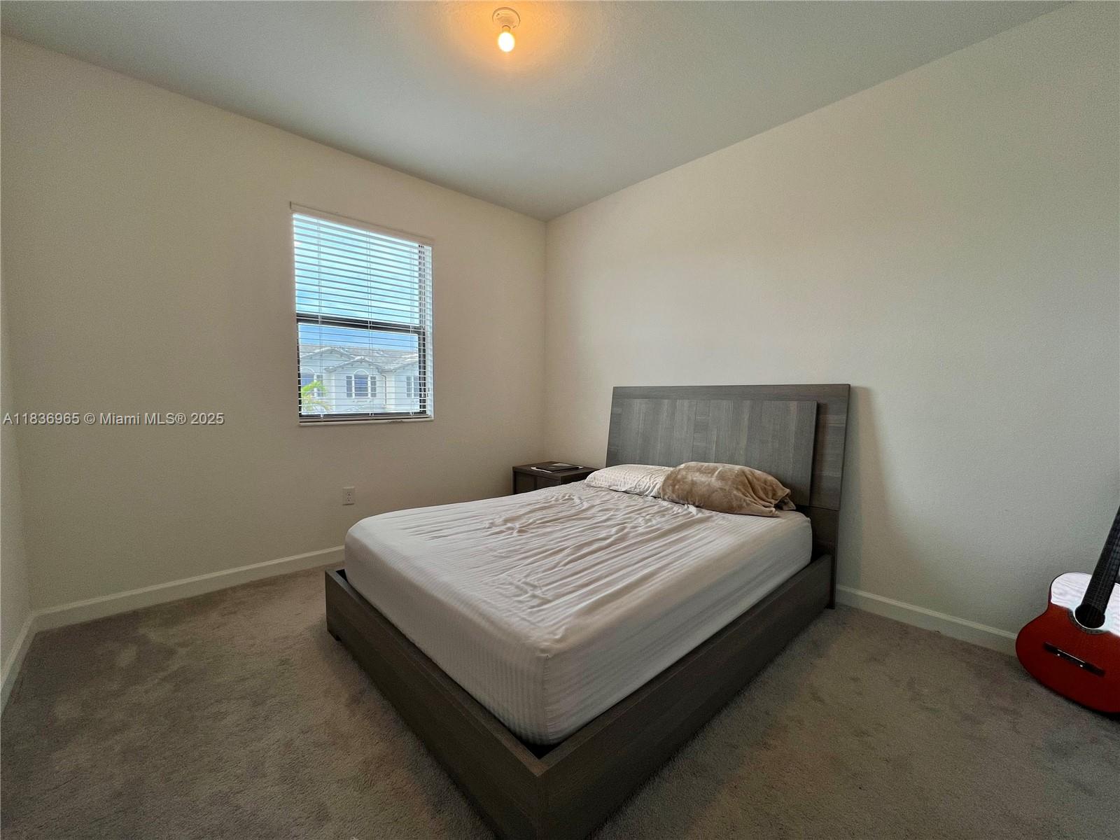 PINE ISLE - Residential